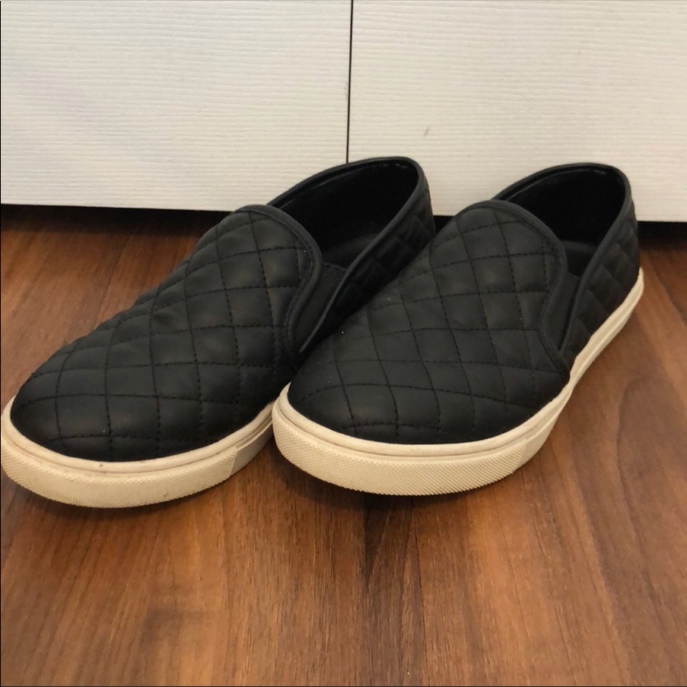 Steve Madden Ecentrcq (Slip ons)